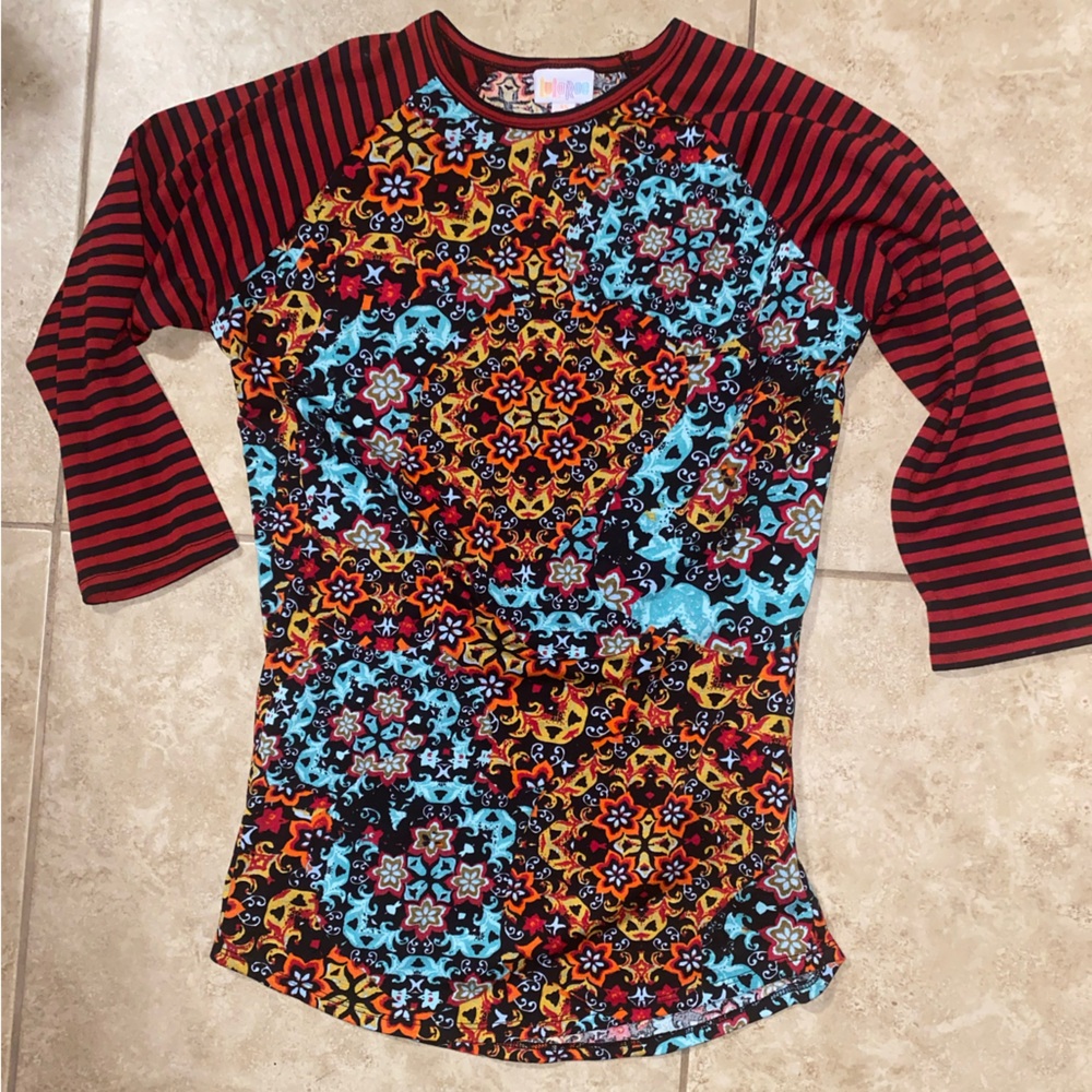 LuLaRoe Randy Baseball Tee NWOT